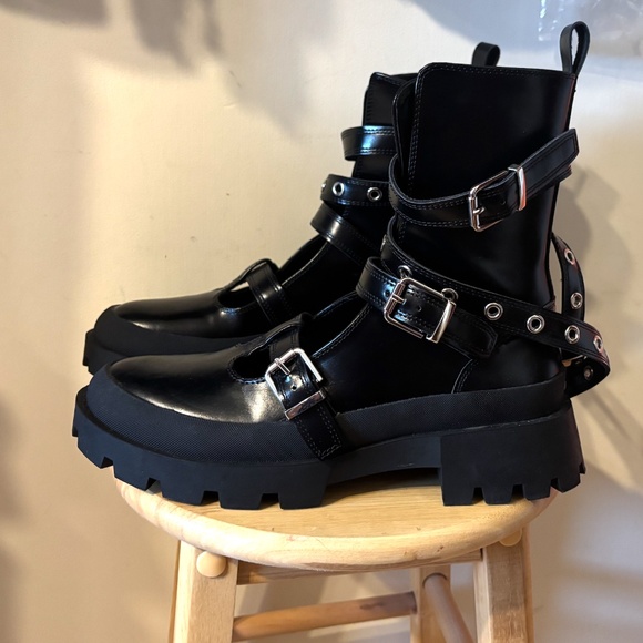 Zara Black Combat Moto Boots - Picture 3 of 12